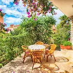 Apartament Radmila 977 *