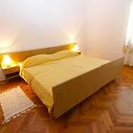 Apartmán Radmila 977 *