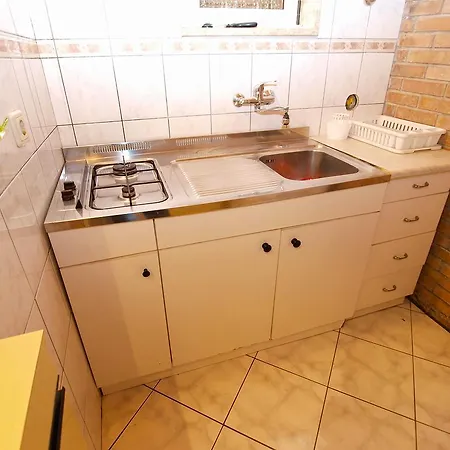 Radmila 977 Apartment *